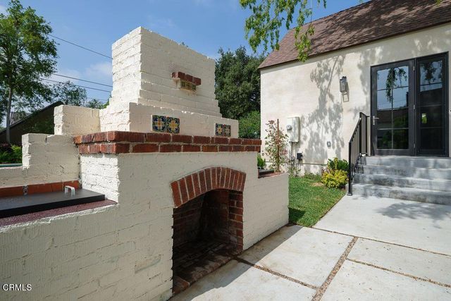 2384 E Orange Grove Boulevard, Pasadena, CA 91104