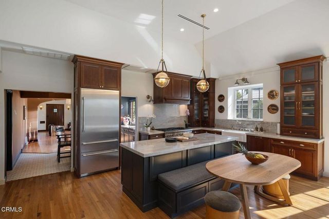 2384 E Orange Grove Boulevard, Pasadena, CA 91104