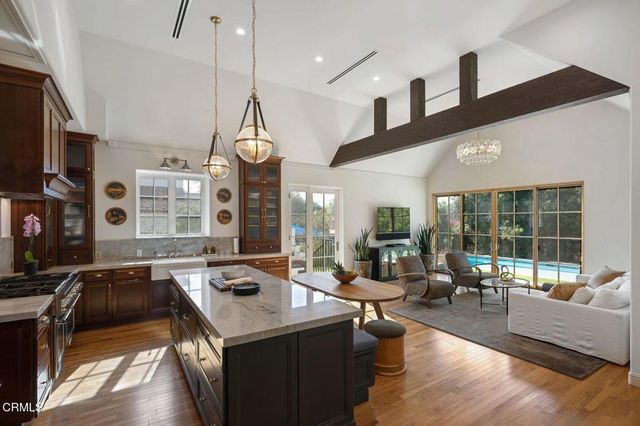 2384 E Orange Grove Boulevard, Pasadena, CA 91104