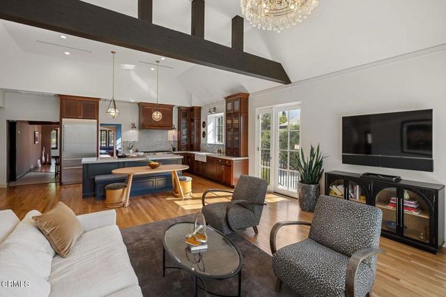 2384 E Orange Grove Boulevard, Pasadena, CA 91104