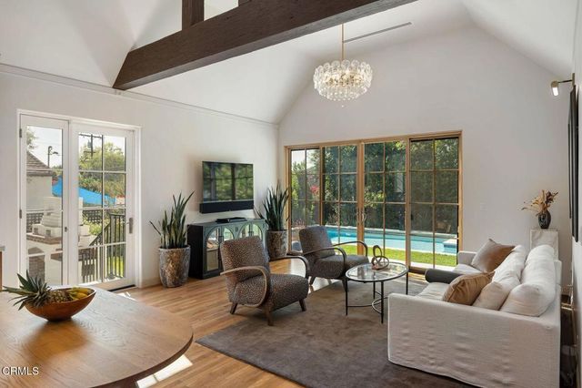 2384 E Orange Grove Boulevard, Pasadena, CA 91104