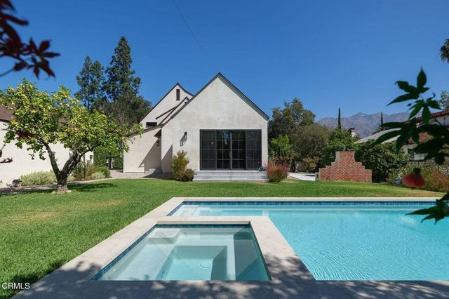 2384 E Orange Grove Boulevard, Pasadena, CA 91104