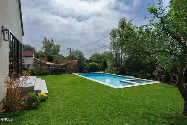 2384 E Orange Grove Boulevard, Pasadena, CA 91104