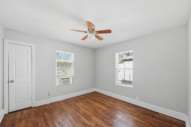 2639 Burger Avenue, Dallas, TX 75215