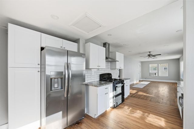 2639 Burger Avenue, Dallas, TX 75215