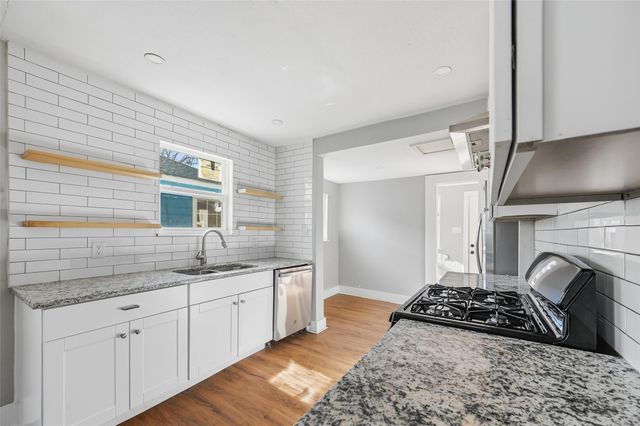 2639 Burger Avenue, Dallas, TX 75215