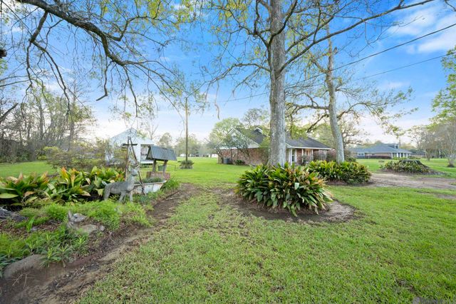 17424 Wirth Place, Prairieville, LA 70769