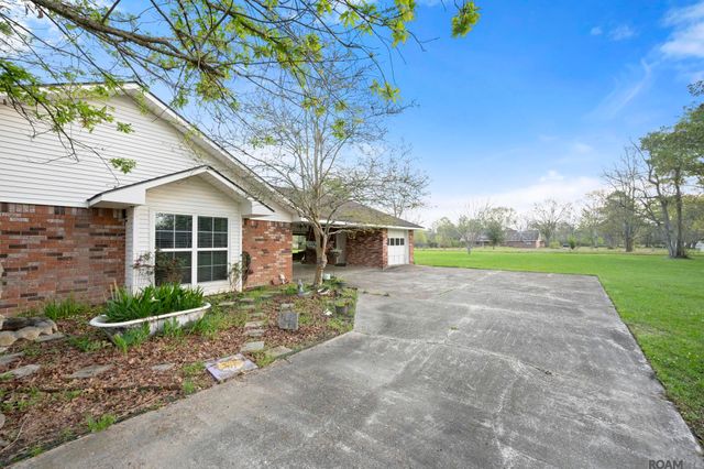 17424 Wirth Place, Prairieville, LA 70769