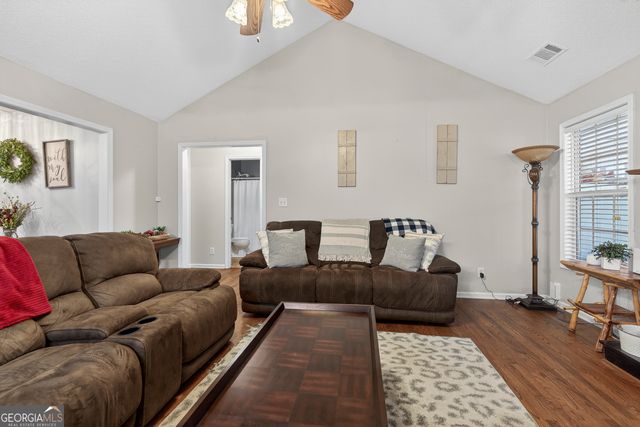 249 Southern Walk Circle, Gray, GA 31032