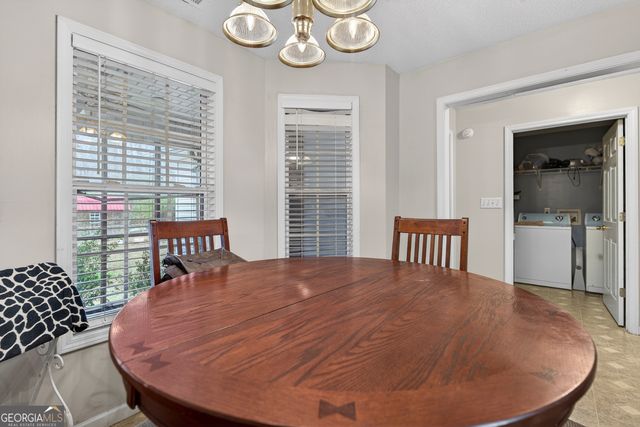 249 Southern Walk Circle, Gray, GA 31032