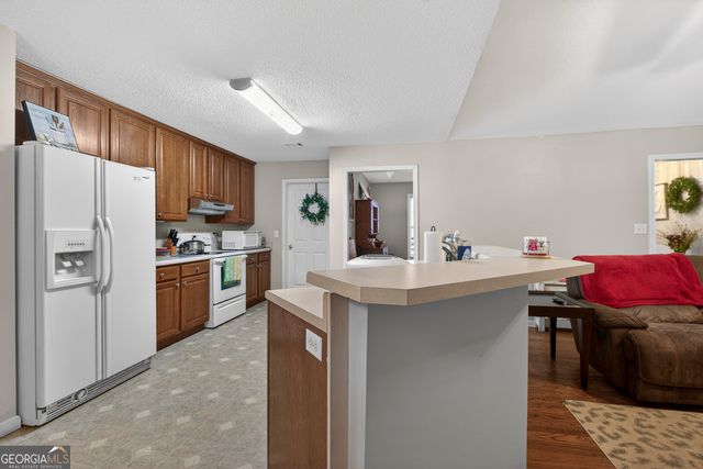 249 Southern Walk Circle, Gray, GA 31032