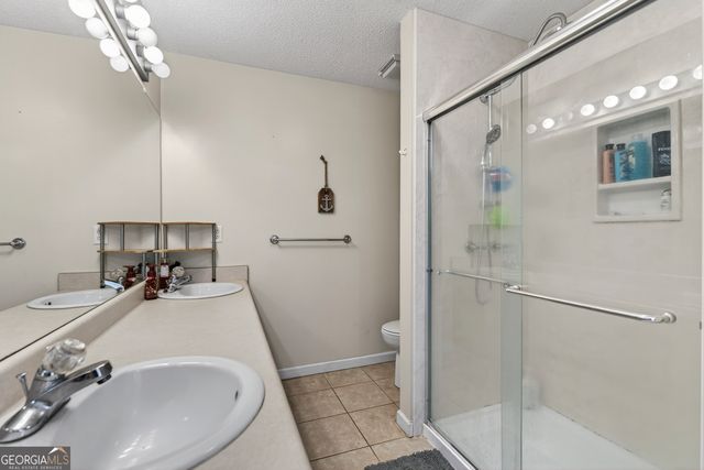 249 Southern Walk Circle, Gray, GA 31032