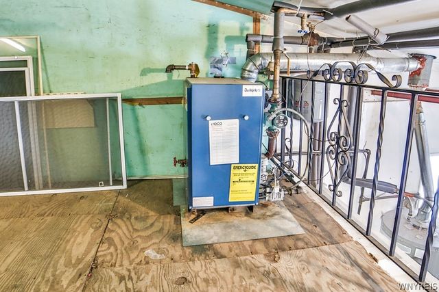 1079 Carter Drive, Grand Island, NY 14072