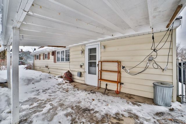 1079 Carter Drive, Grand Island, NY 14072