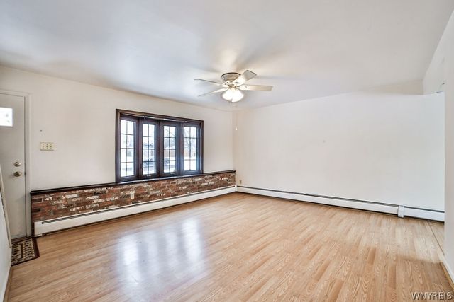 1079 Carter Drive, Grand Island, NY 14072