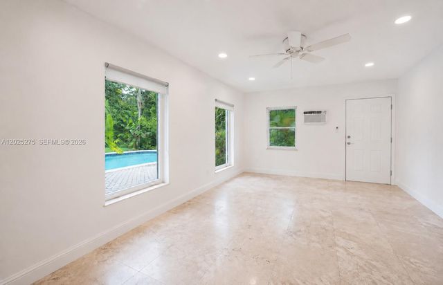 1329 Tyler St, Hollywood, FL 33019