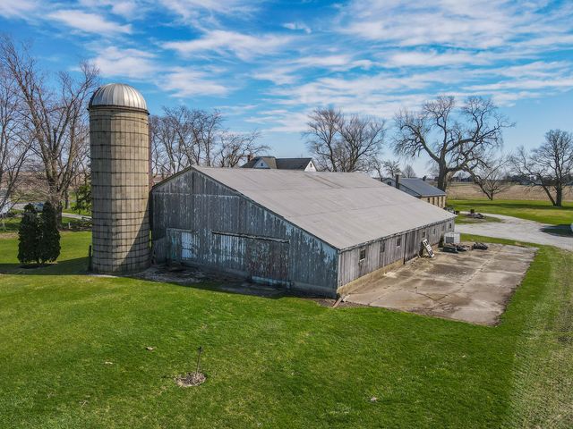 11526 N 3500w Road, Manteno, IL 60950