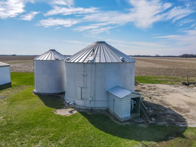 11526 N 3500w Road, Manteno, IL 60950