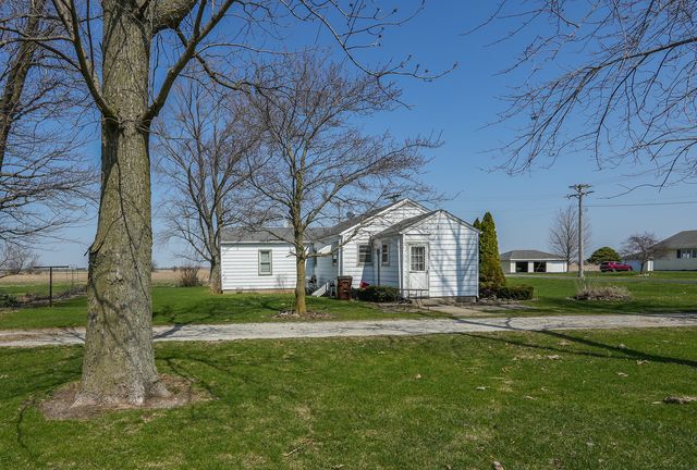 11526 N 3500w Road, Manteno, IL 60950