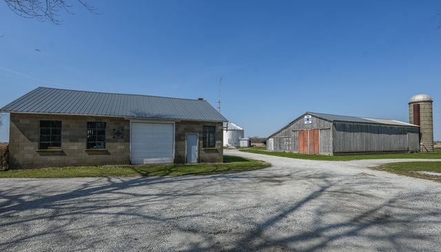 11526 N 3500w Road, Manteno, IL 60950