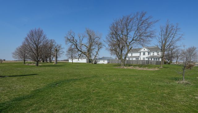 11526 N 3500w Road, Manteno, IL 60950