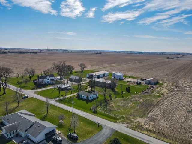 11526 N 3500w Road, Manteno, IL 60950