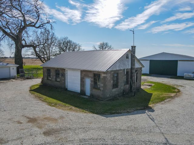 11526 N 3500w Road, Manteno, IL 60950