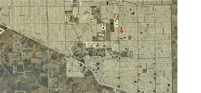 727 Central ST E, Lehigh Acres, FL 33974
