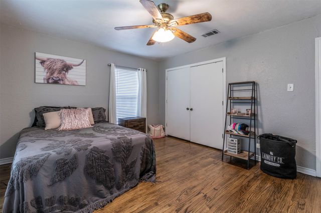 9207 Angora Street, Dallas, TX 75218