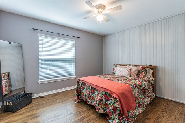 9207 Angora Street, Dallas, TX 75218