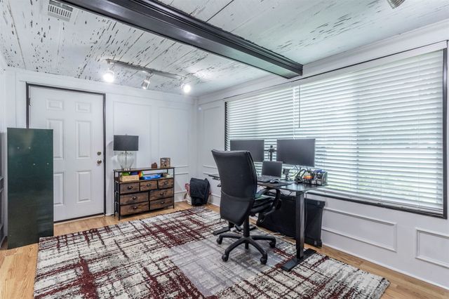 9207 Angora Street, Dallas, TX 75218