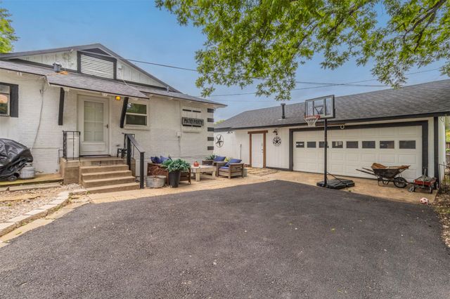 9207 Angora Street, Dallas, TX 75218