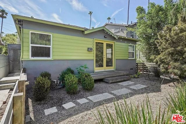 908 Venezia Avenue, Venice, CA 90291