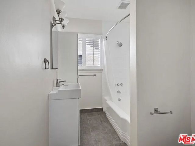 908 Venezia Avenue, Venice, CA 90291