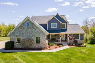 10270 County Line Road, Groveland Township, MI 48462