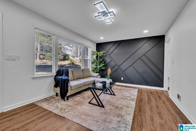 421 19TH TERRACE NE, Center Point, AL 35215