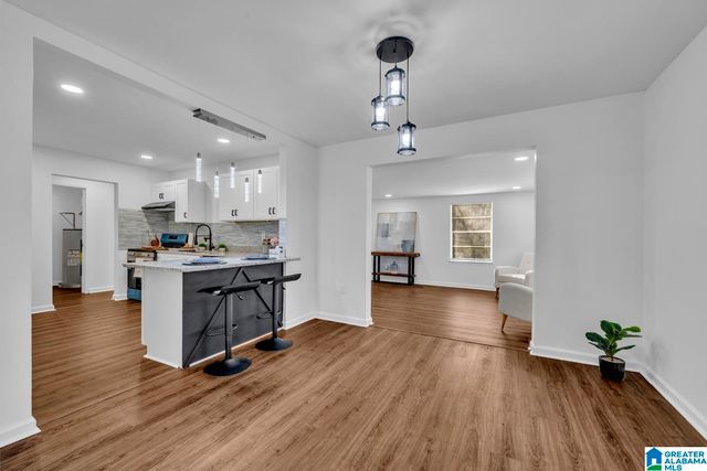 421 19TH TERRACE NE, Center Point, AL 35215