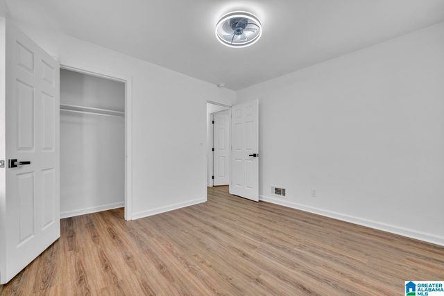 421 19TH TERRACE NE, Center Point, AL 35215