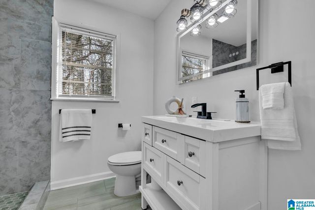 421 19TH TERRACE NE, Center Point, AL 35215