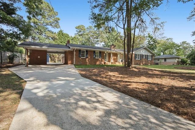 2079 Shady Lane, Tucker, GA 30084