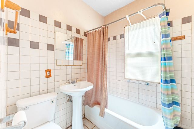 7149 S Wood Street, Chicago, IL 60636