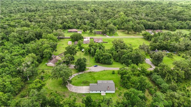 1011 County Road 678, Brazoria, TX 77422