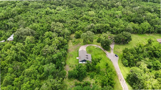1011 County Road 678, Brazoria, TX 77422