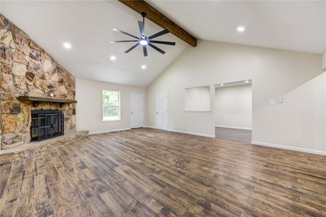 1011 County Road 678, Brazoria, TX 77422