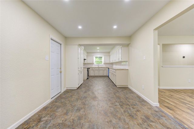 1011 County Road 678, Brazoria, TX 77422