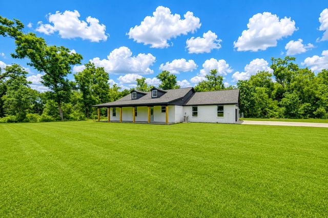 1011 County Road 678, Brazoria, TX 77422