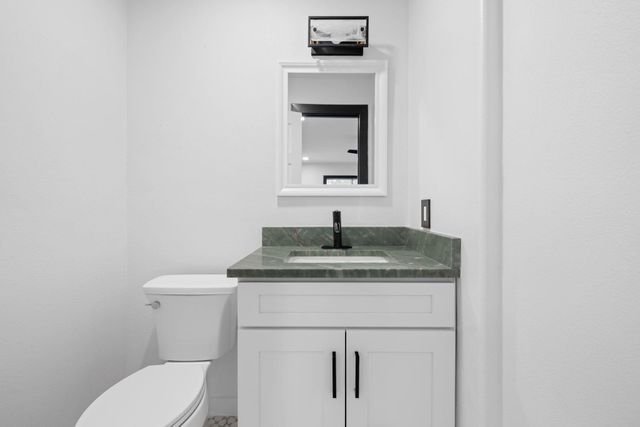 2702 S 2nd ST 1 & 2, Austin, TX 78704