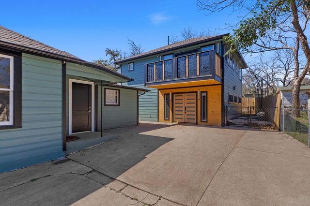 2702 S 2nd ST 1 & 2, Austin, TX 78704