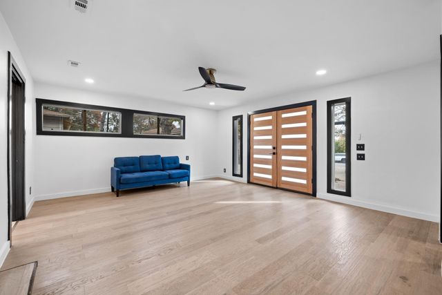 2702 S 2nd ST 1 & 2, Austin, TX 78704
