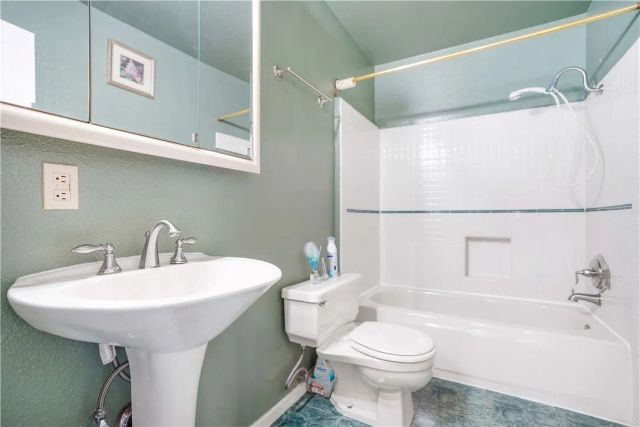 1645 La Paloma, Placentia, CA 92870